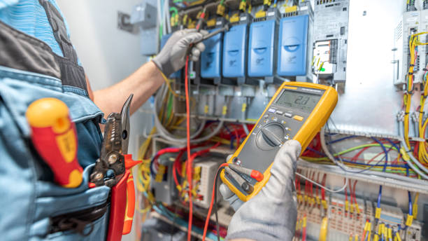 Best Affordable Emergency Electrician  in Midway, GA